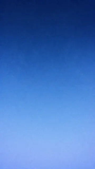 Minimalist Blue Gradient Frosted Texture Wallpaper